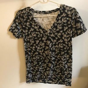 Woman’s medium shirt